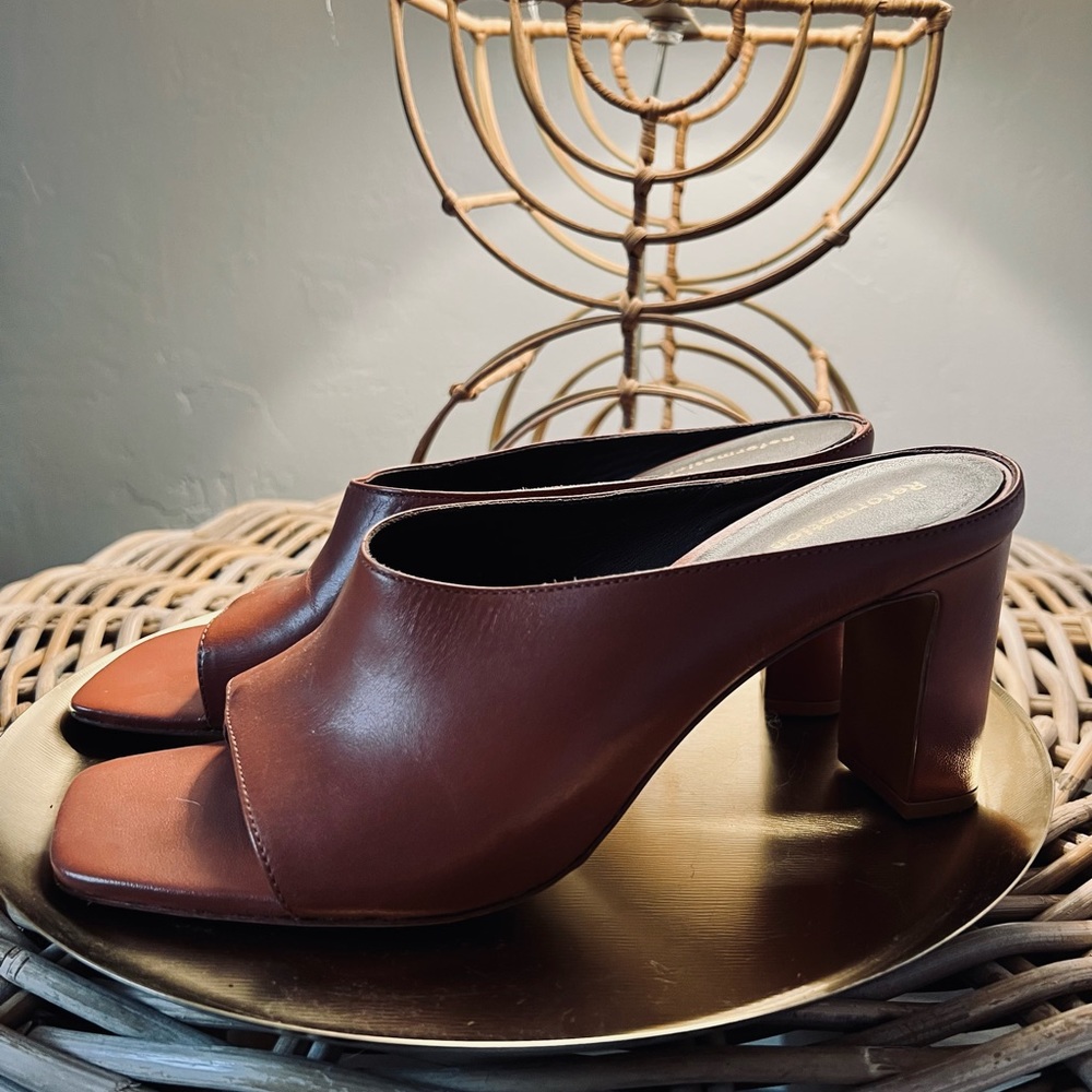 Reformation Lou Lou block brown leather mule size 8